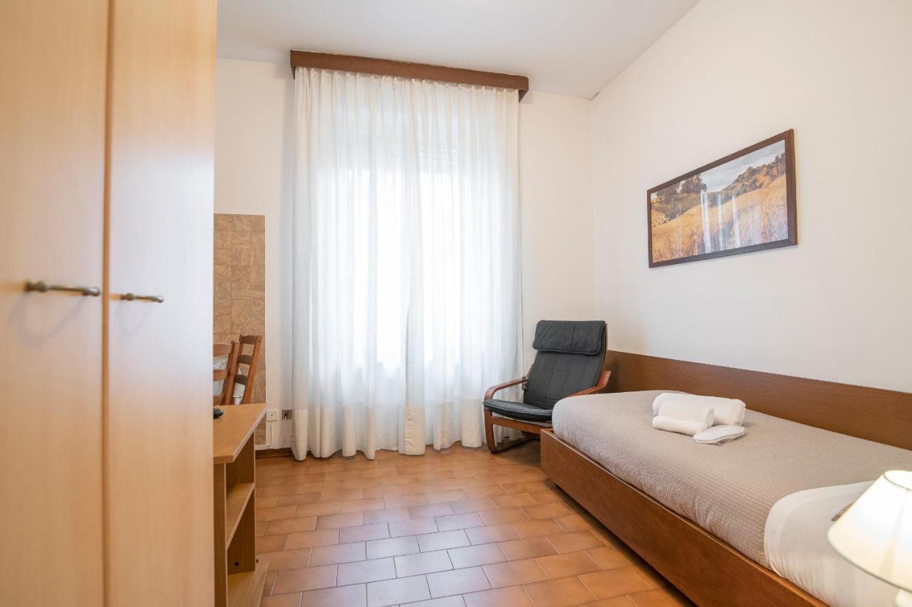 Residenza Miola Aparthotel Saronno Exteriör bild