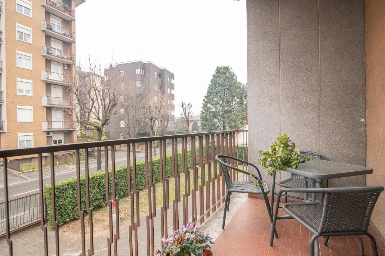 Residenza Miola Aparthotel Saronno Exteriör bild